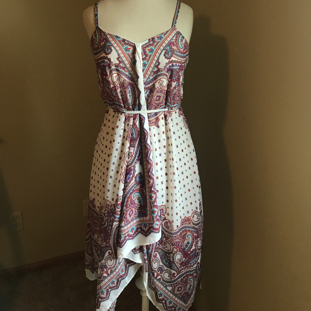 Gorgeous sun dress!